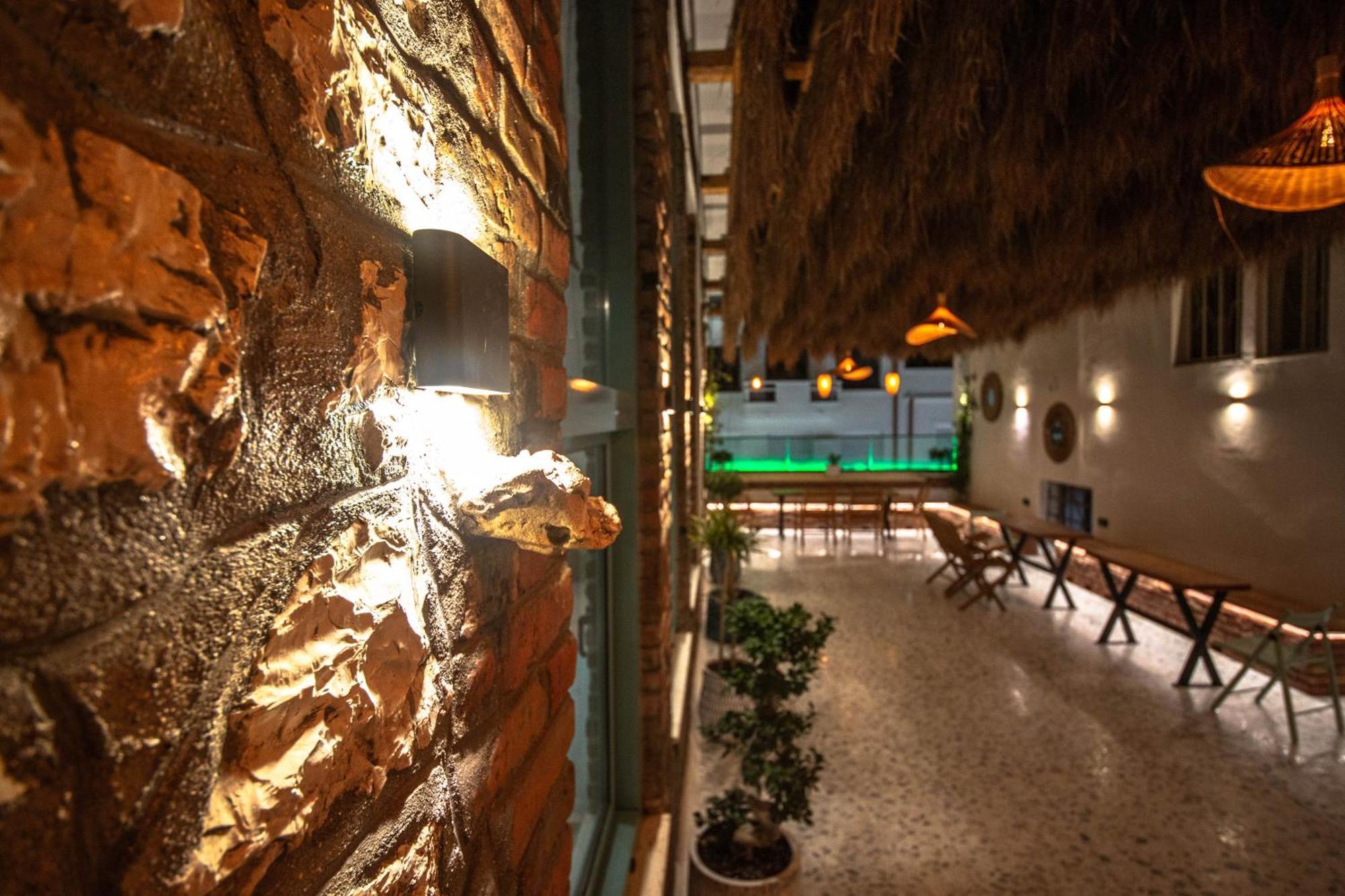 Vega 43 Hostel Sarandë 외부 사진