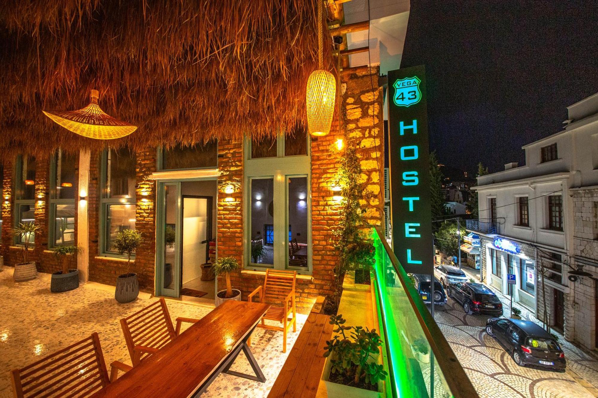 Vega 43 Hostel Sarandë 외부 사진