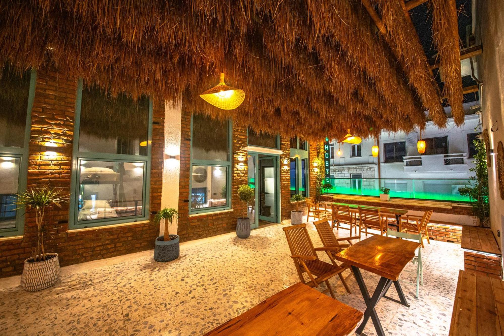 Vega 43 Hostel Sarandë 외부 사진