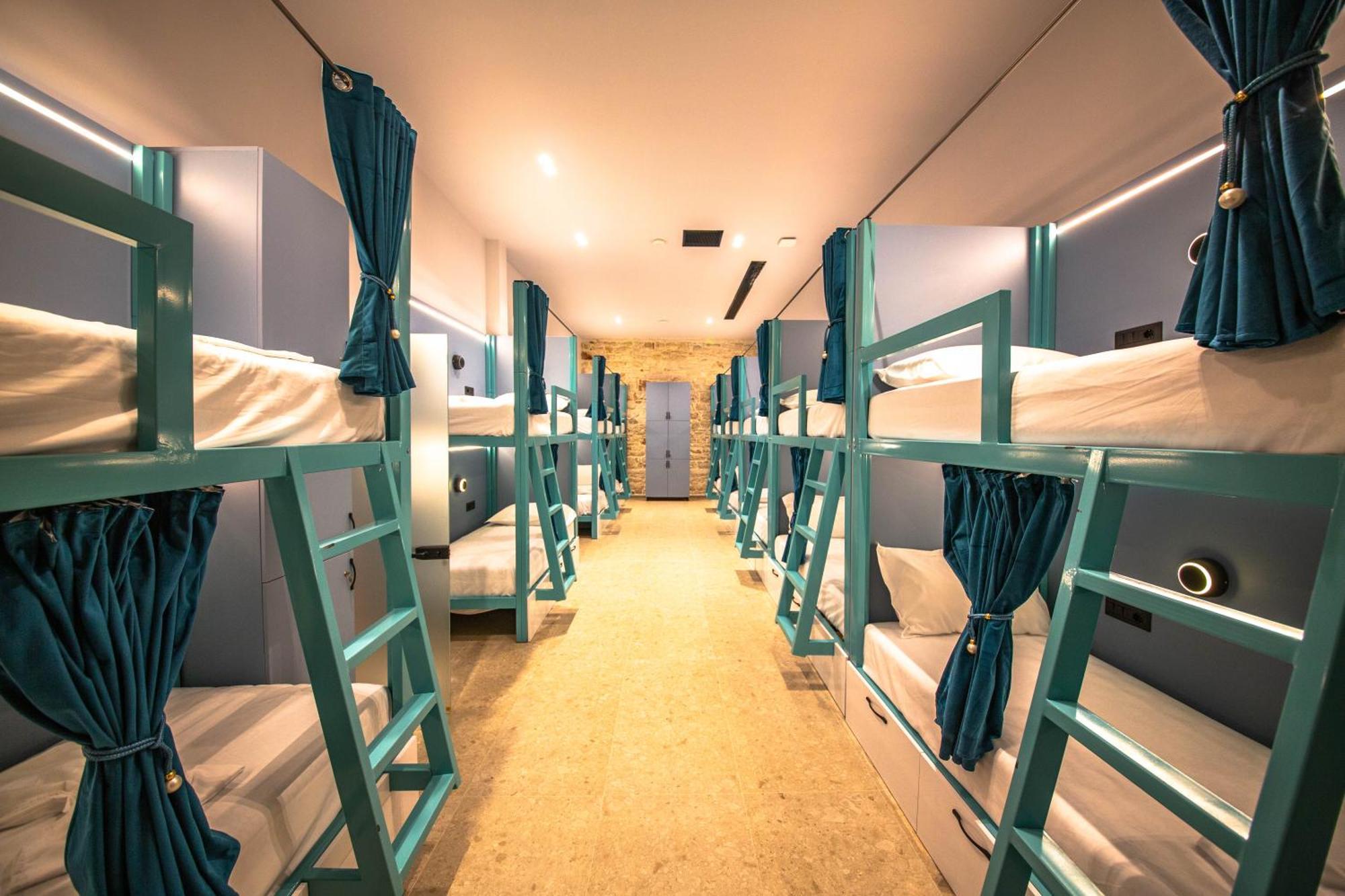 Vega 43 Hostel Sarandë 외부 사진