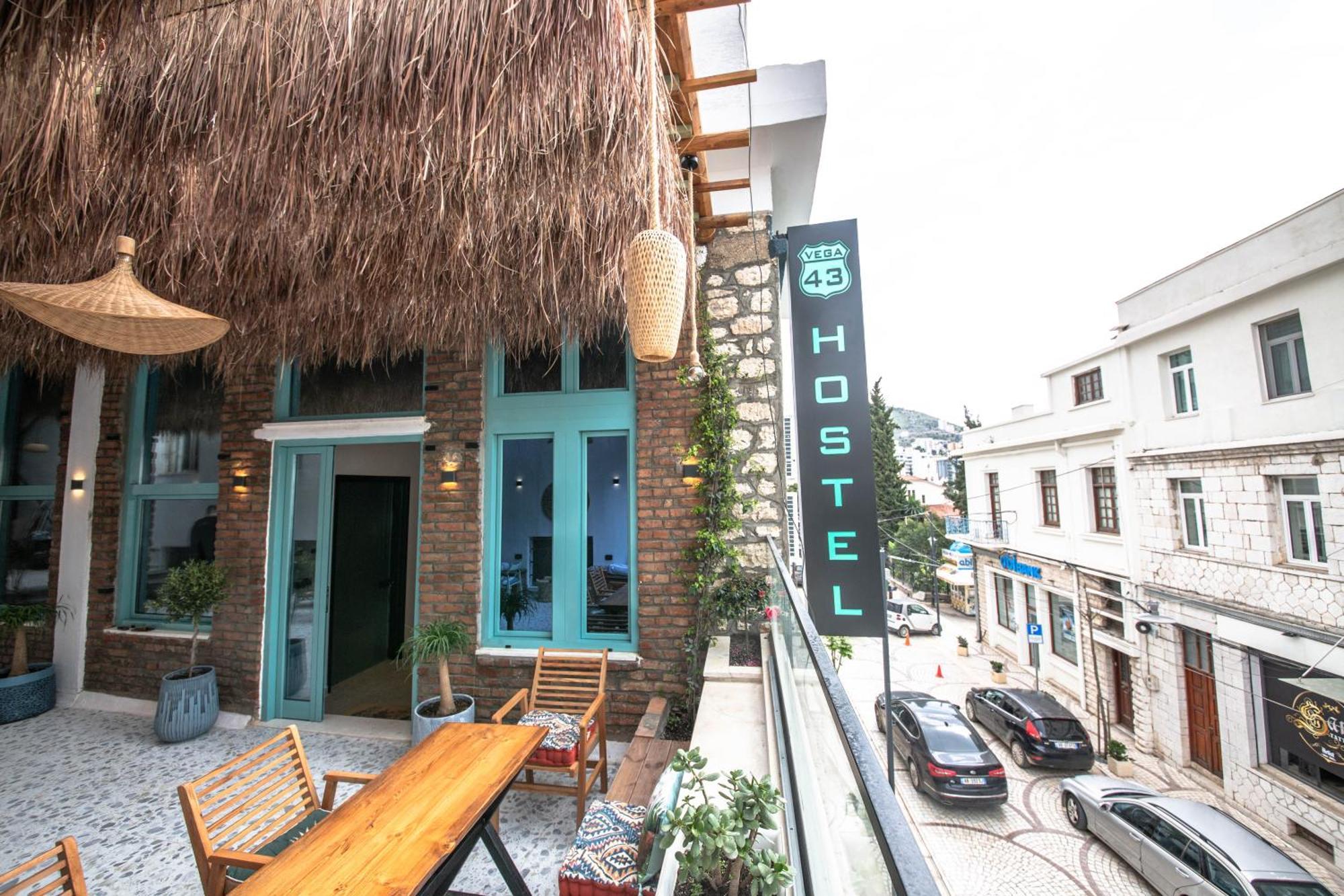 Vega 43 Hostel Sarandë 외부 사진