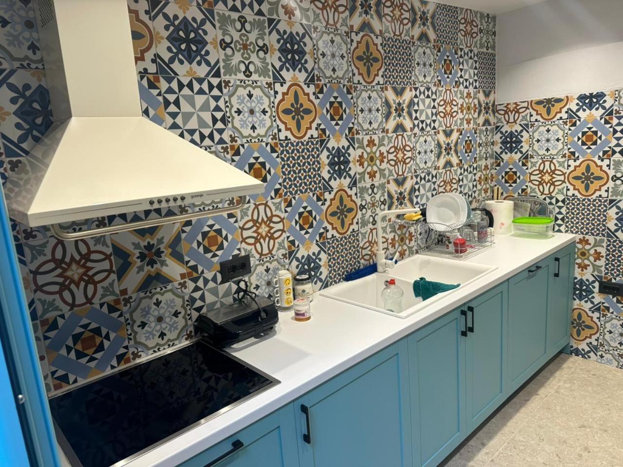 Vega 43 Hostel Sarandë 외부 사진